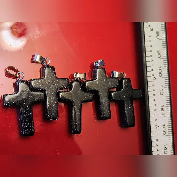 Blue Sandstone Cross Pendant Crystal Jewlery Necklace - Picture 3 of 3